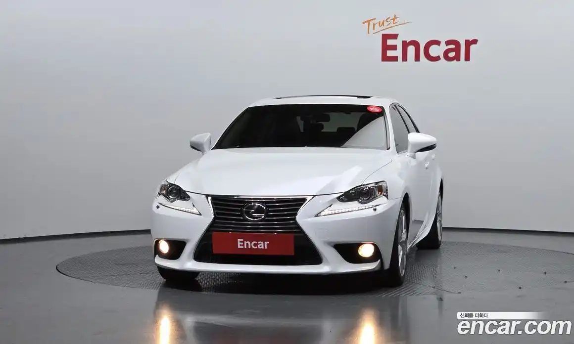 Lexus IS 2014 2.5 Автомат в Москве № 329595, фото 19