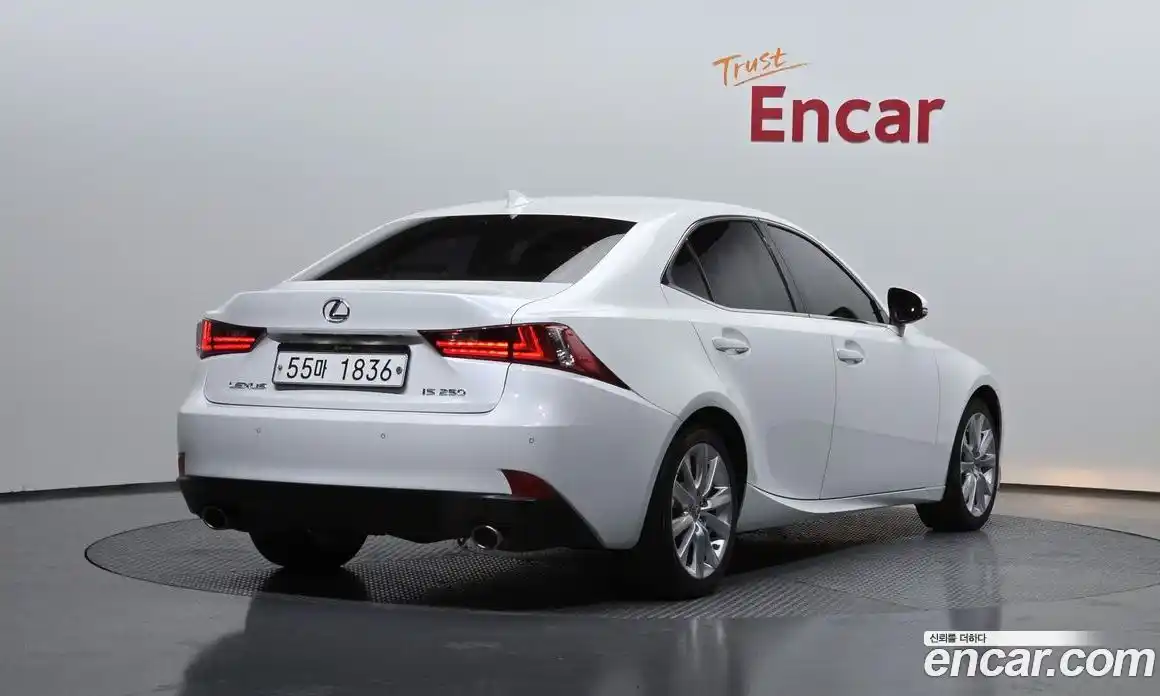 Lexus IS 2014 2.5 Автомат в Москве № 329595, фото 20
