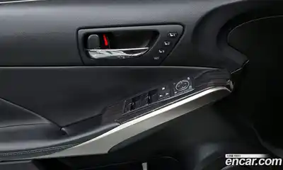 Lexus IS 2014 2.5 Автомат в Москве № 329595, миниатюра 3