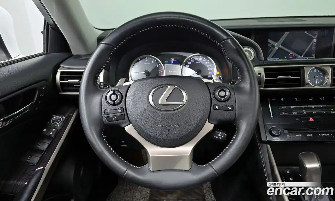 Lexus IS 2014 2.5 Автомат в Москве № 329595, фото 6