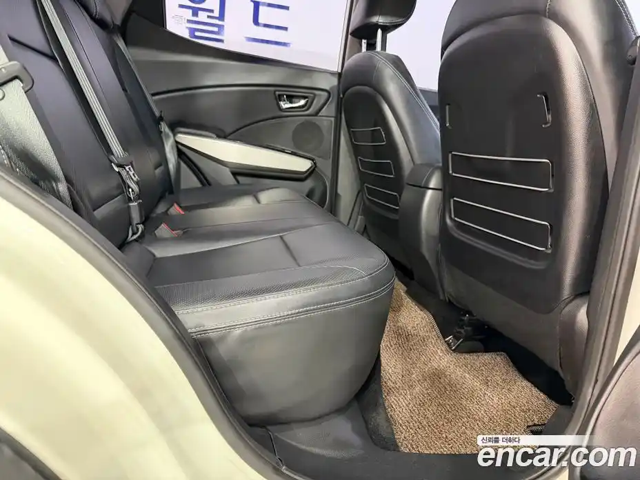 SsangYong TIBOLI 2016 1.6 Автомат в Москве № 33516, фото 13