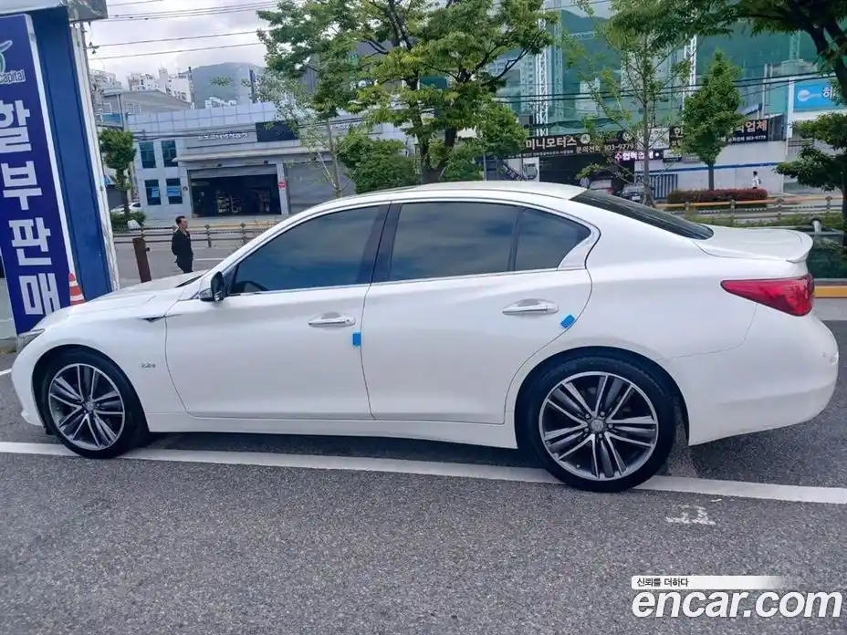 Infiniti Q50 2016 2.1 Автомат в Москве № 336507, фото 4