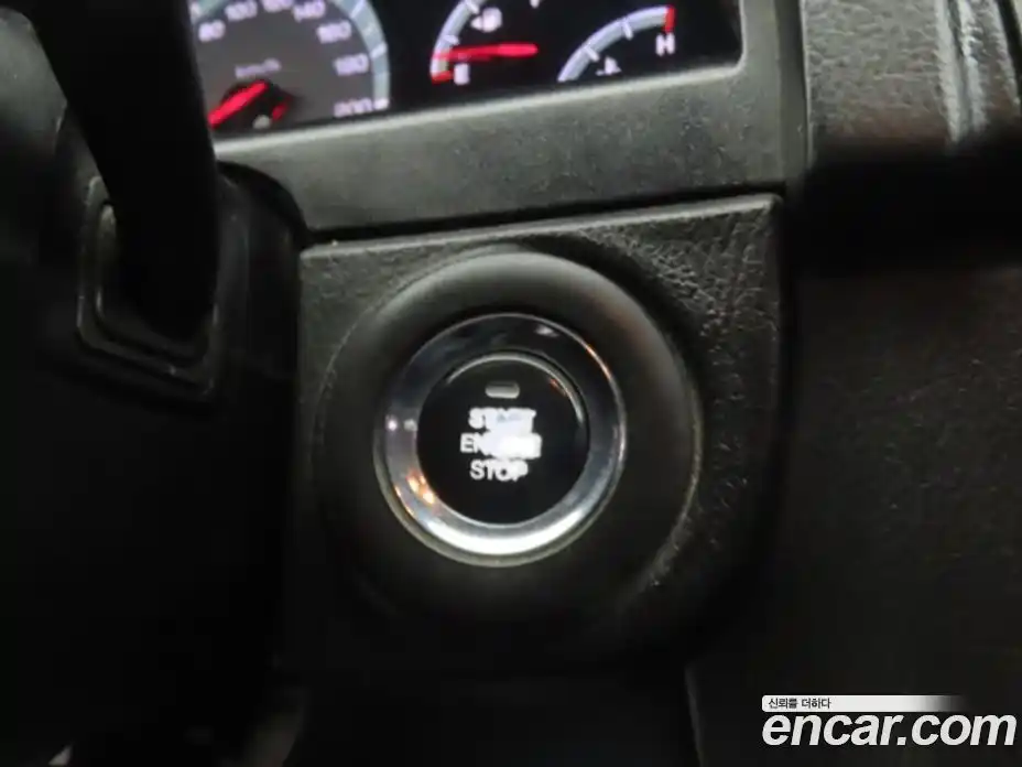 SsangYong Rexton 2014 2.0 Автомат в Москве № 342197, фото 16