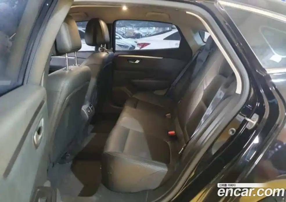 Renault SM6 2022 1.3 Автомат в Москве № 356261, фото 11