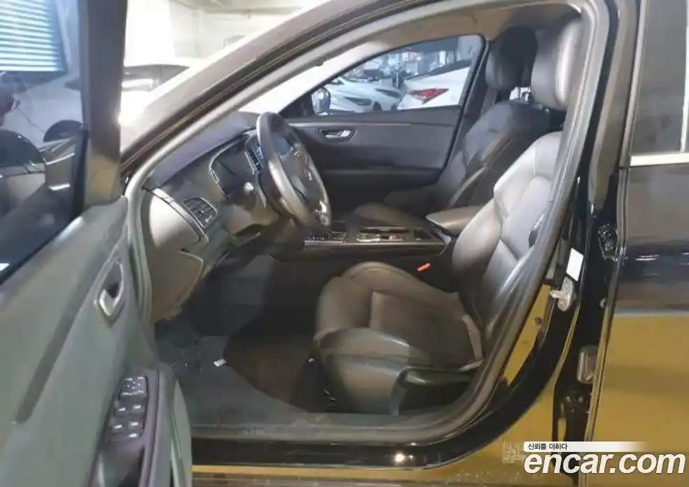 Renault SM6 2022 1.3 Автомат в Москве № 356261, фото 4