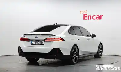 BMW 5-Series 2025 2.0 Автомат в Москве № 361612, миниатюра 2