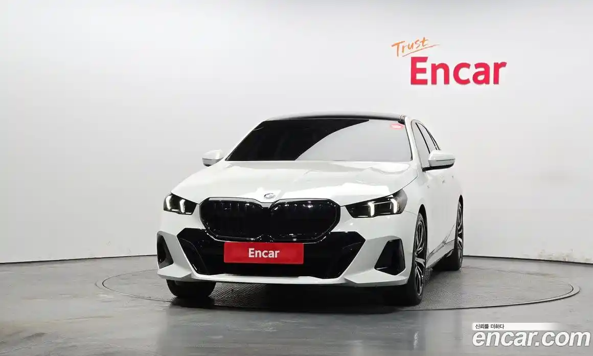 BMW 5-Series 2025 2.0 Автомат в Москве № 361612, фото 3