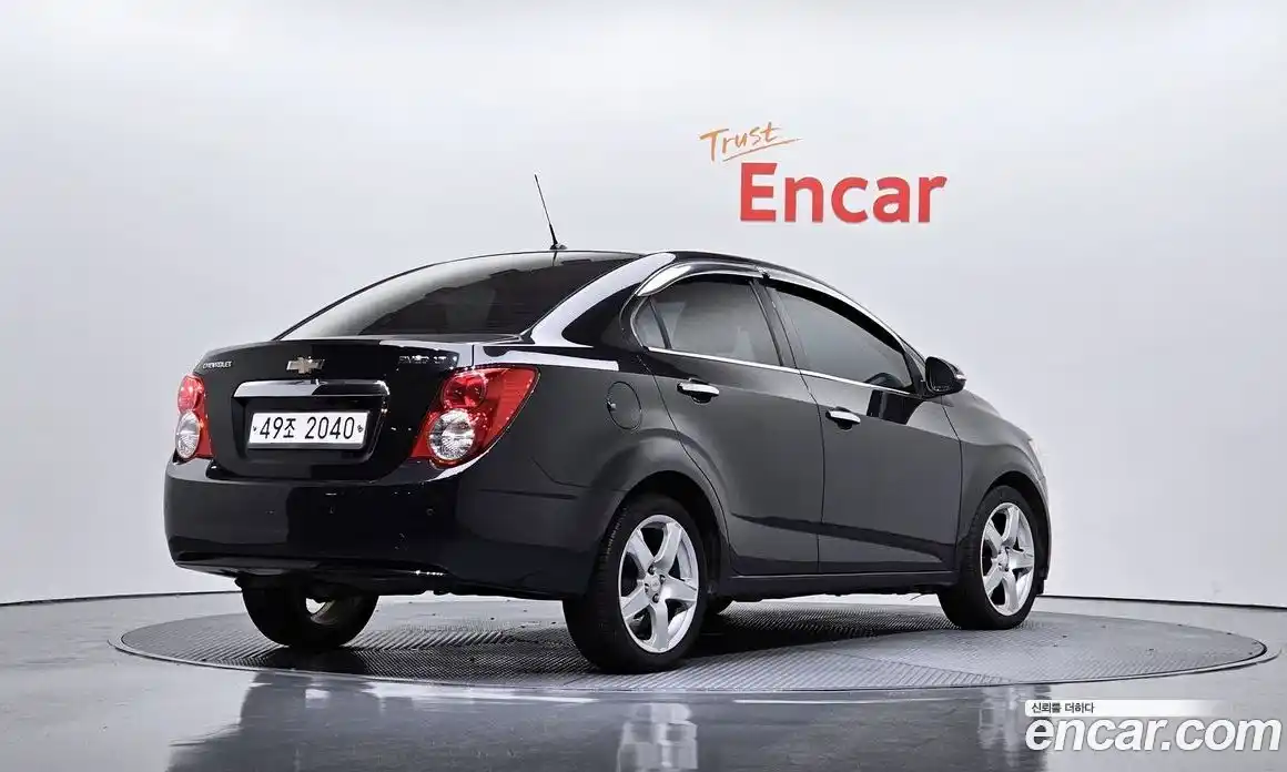 Chevrolet Aveo 2014 1.6 Автомат в Москве № 37321, фото 1