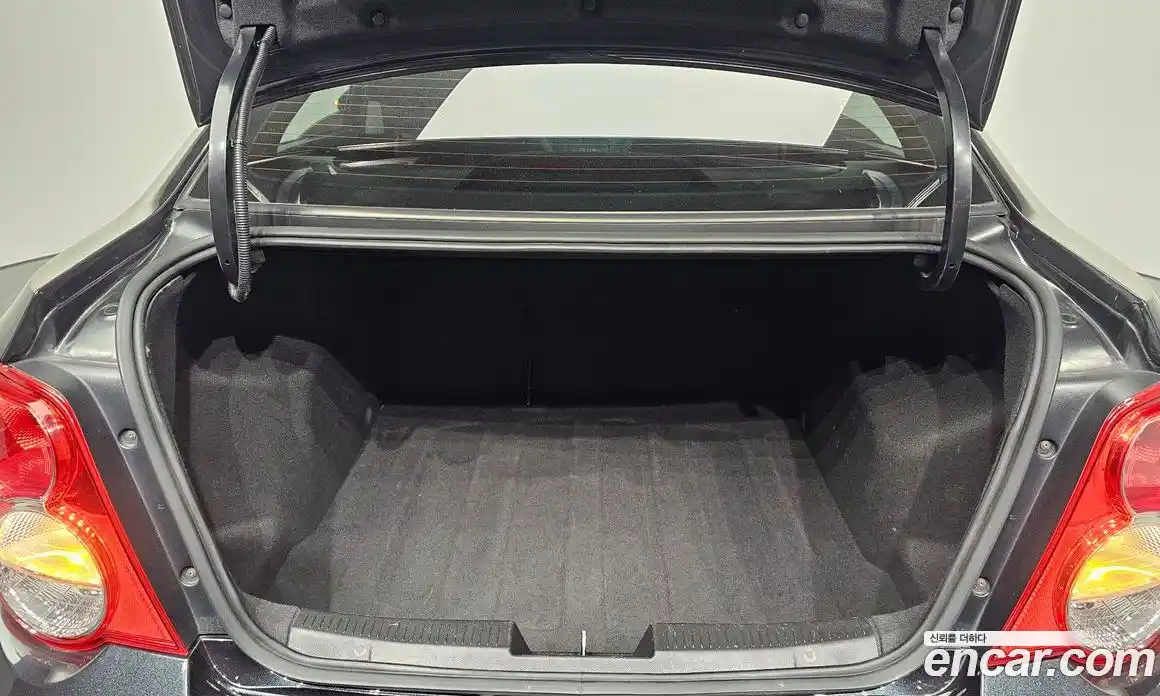 Chevrolet Aveo 2014 1.6 Автомат в Москве № 37321, фото 3