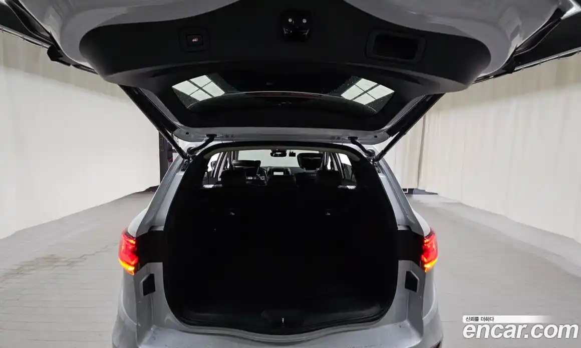 Renault QM6 2024 2.0 Автомат в Москве № 381987, фото 20