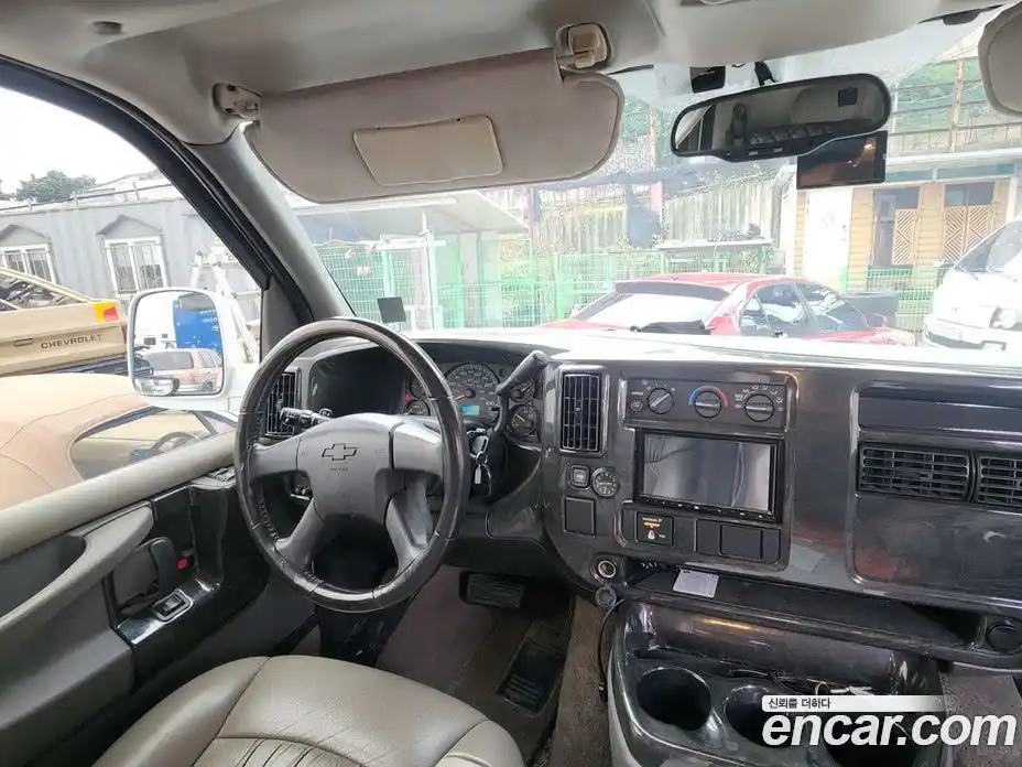 Chevrolet Express Van 2006 6.0 Автомат в Москве № 385776, фото 10