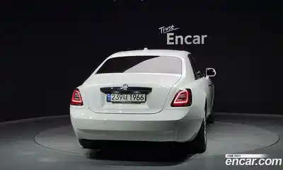 Rolls-Royce Ghost 2021 6.7 Автомат в Москве № 387519, миниатюра 4