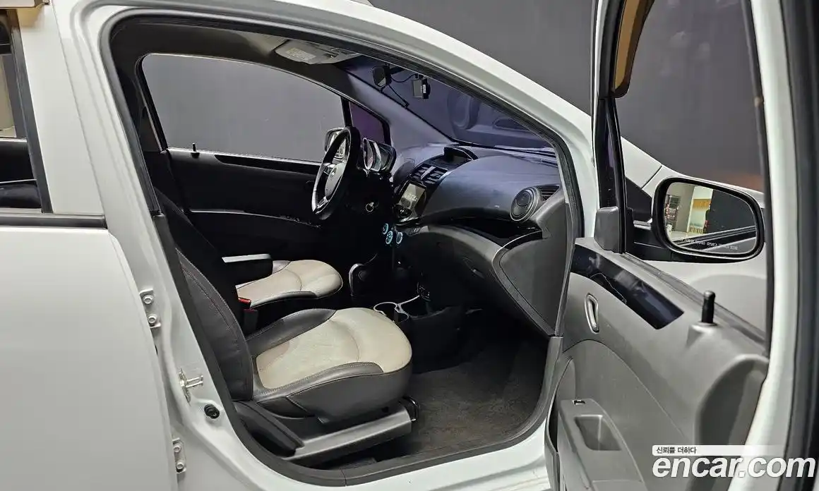 Chevrolet Spark 2015 1.0 Автомат в Москве № 39302, фото 18