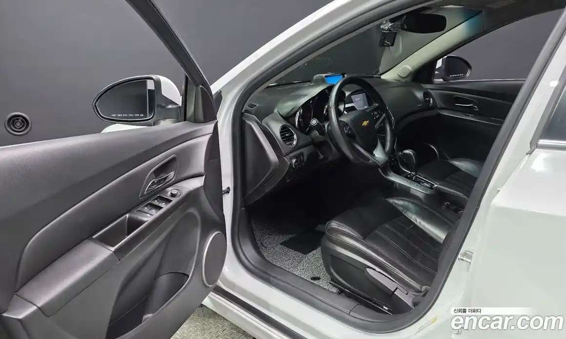 Chevrolet Cruze 2011 1.8 Автомат в Москве № 39599, фото 12