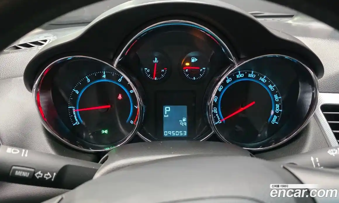 Chevrolet Cruze 2011 1.8 Автомат в Москве № 39599, фото 14