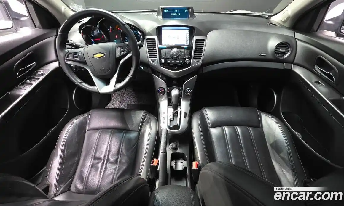 Chevrolet Cruze 2011 1.8 Автомат в Москве № 39599, фото 15