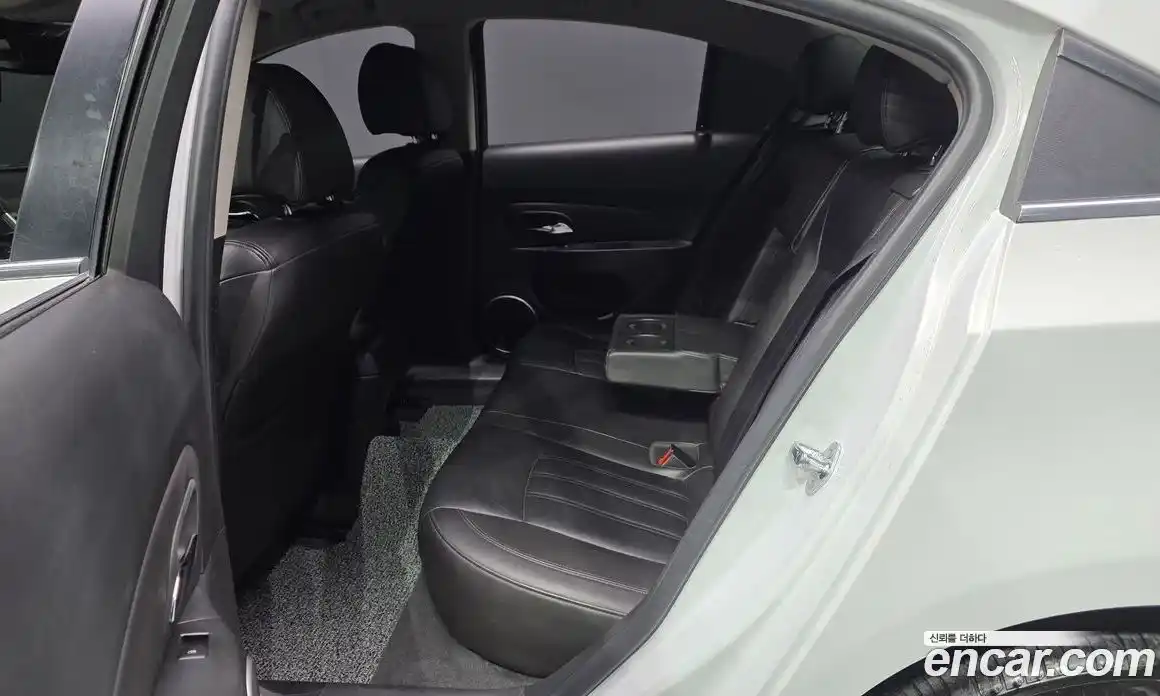 Chevrolet Cruze 2011 1.8 Автомат в Москве № 39599, фото 18