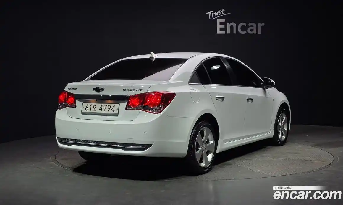 Chevrolet Cruze 2011 1.8 Автомат в Москве № 39599, фото 19