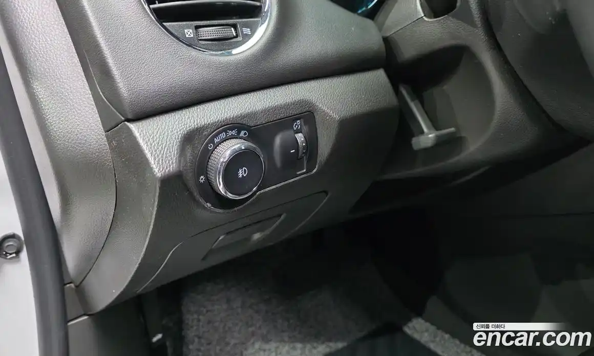 Chevrolet Cruze 2011 1.8 Автомат в Москве № 39599, фото 6