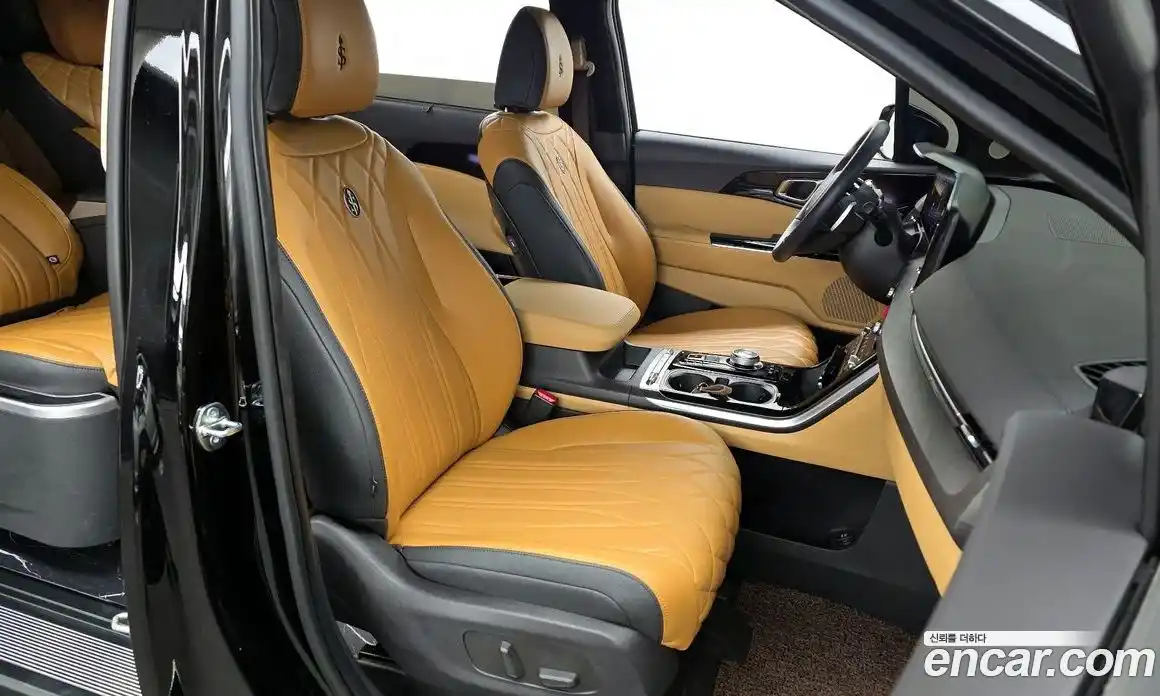 Kia Canival 2023 3.5 Автомат в Москве № 401053, фото 11