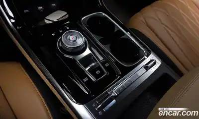 Kia Canival 2023 3.5 Автомат в Москве № 401053, миниатюра 9