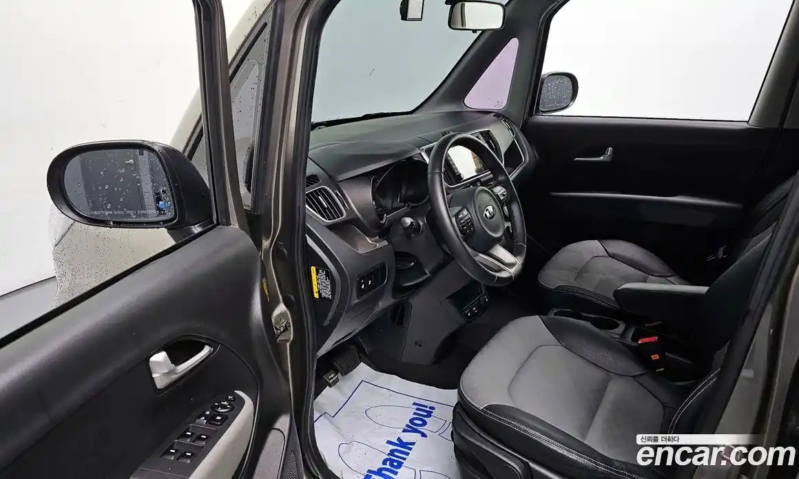 Kia Ray 2021 1.0 Автомат в Москве № 402746, фото 10