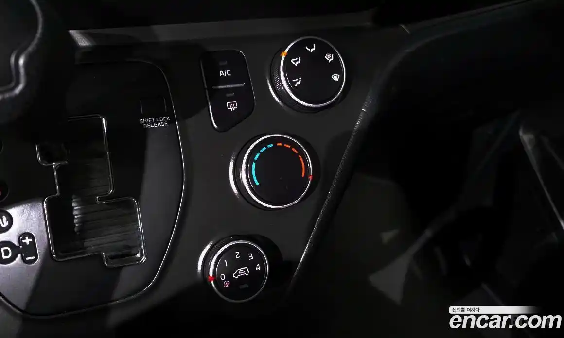 Kia Ray 2023 1.0 Автомат в Москве № 404145, фото 18