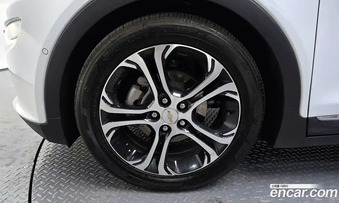 Chevrolet Bolt EV 2018 0.2 Автомат в Москве № 40448, фото 9