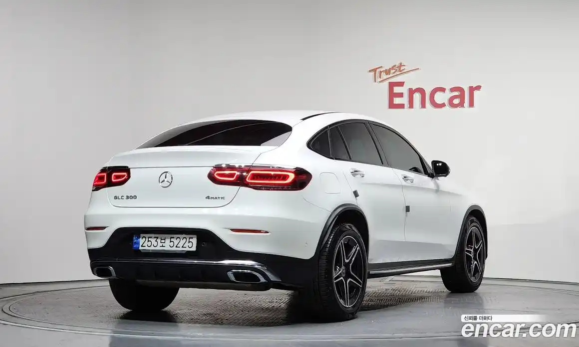 Mercedes-Benz GLC-Class 2023 2.0 Автомат в Москве № 412687, фото 2