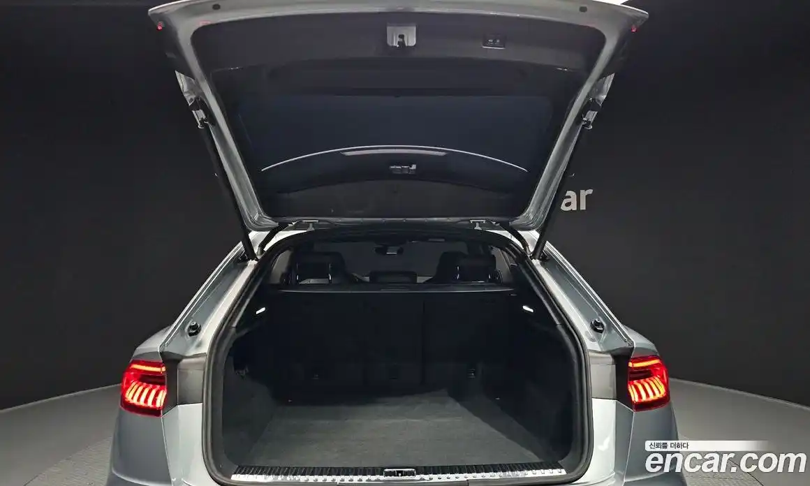 Audi Q8 2023 3.0 Автомат в Москве № 415026, фото 20