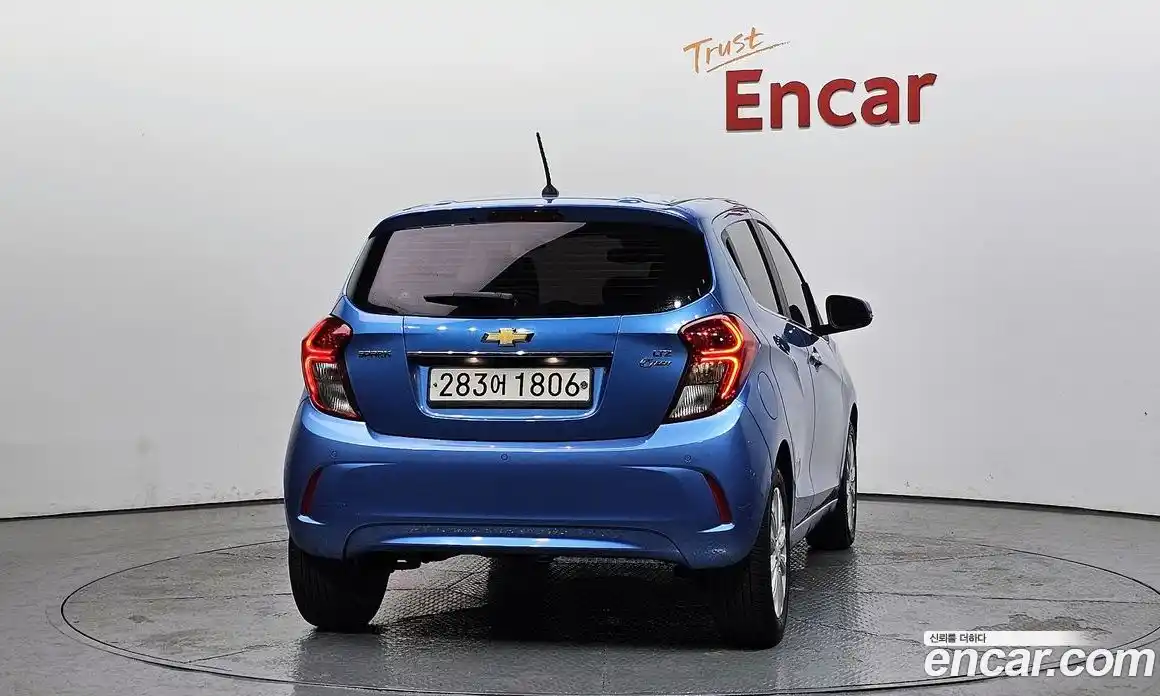 Chevrolet Spark 2016 1.0 Автомат в Москве № 42298, фото 16