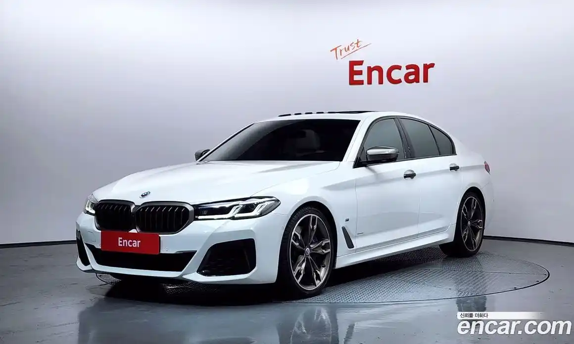 BMW 5-Series 2023 4.4 Автомат в Москве № 426155, фото 1