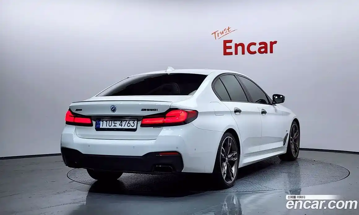 BMW 5-Series 2023 4.4 Автомат в Москве № 426155, фото 2