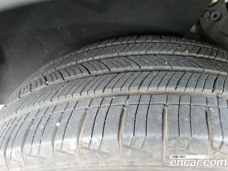 Jaguar E-Pace 2018 2.0 Автомат в Москве № 433474, фото 20