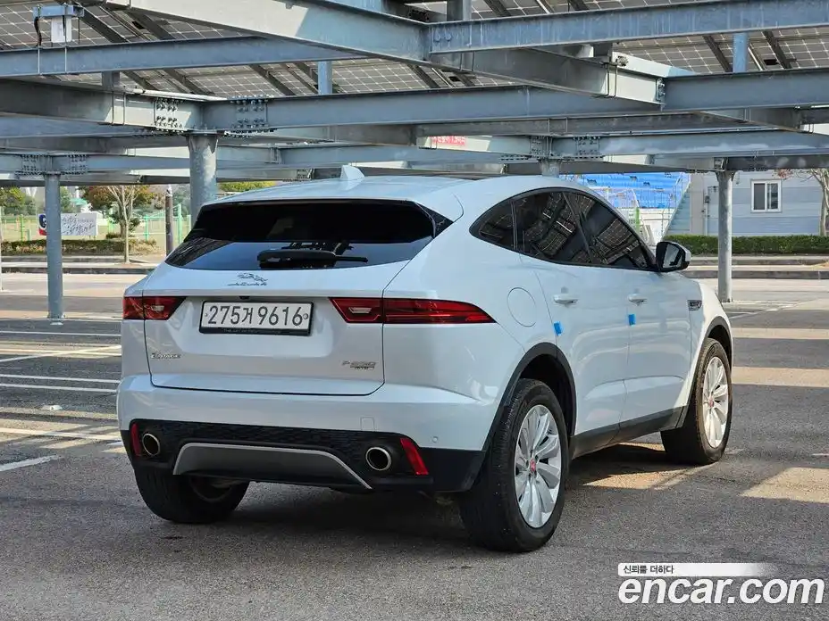 Jaguar E-Pace 2018 2.0 Автомат в Москве № 433474, фото 5