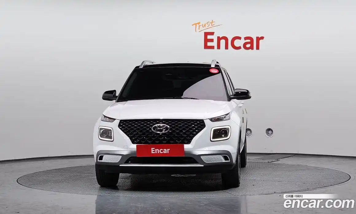 Hyundai Venue 2023 1.6 Автомат в Москве № 449238, фото 3