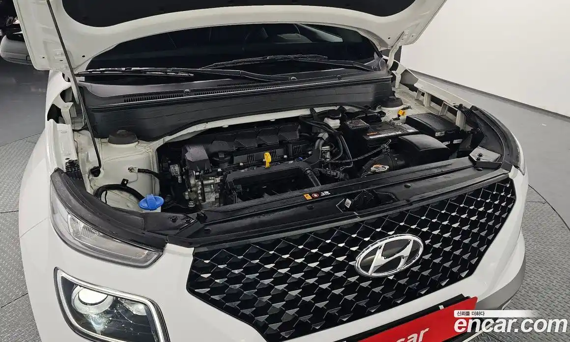 Hyundai Venue 2023 1.6 Автомат в Москве № 449238, фото 6