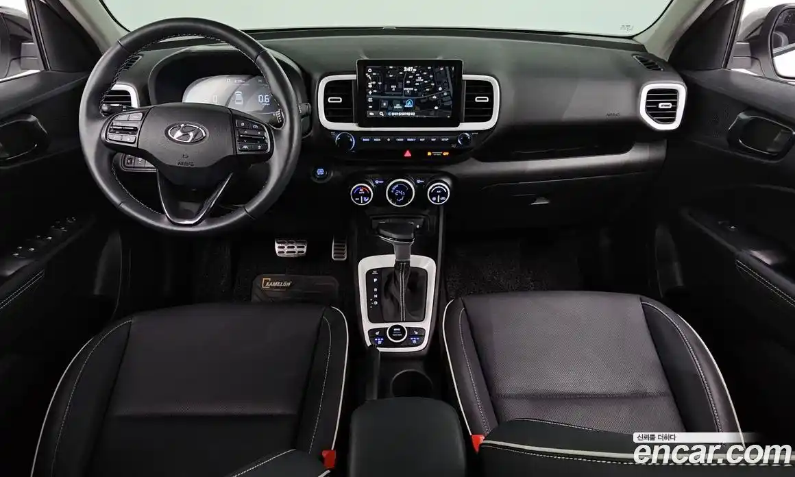 Hyundai Venue 2023 1.6 Автомат в Москве № 449238, фото 7