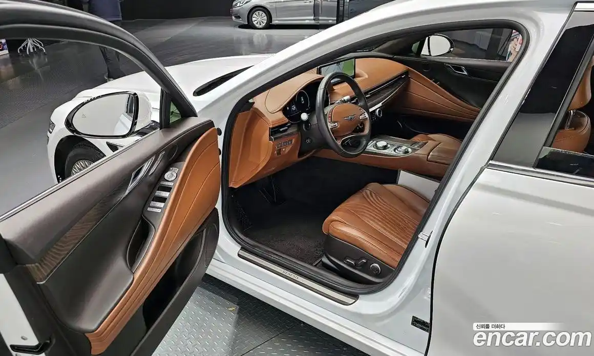 Genesis G80 2024 2.5 Автомат в Москве № 452881, фото 11