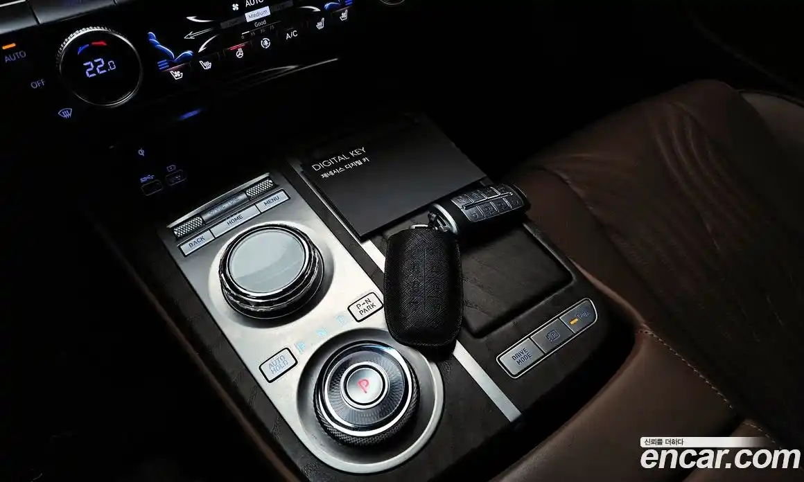 Genesis G80 2024 2.5 Автомат в Москве № 452881, фото 9