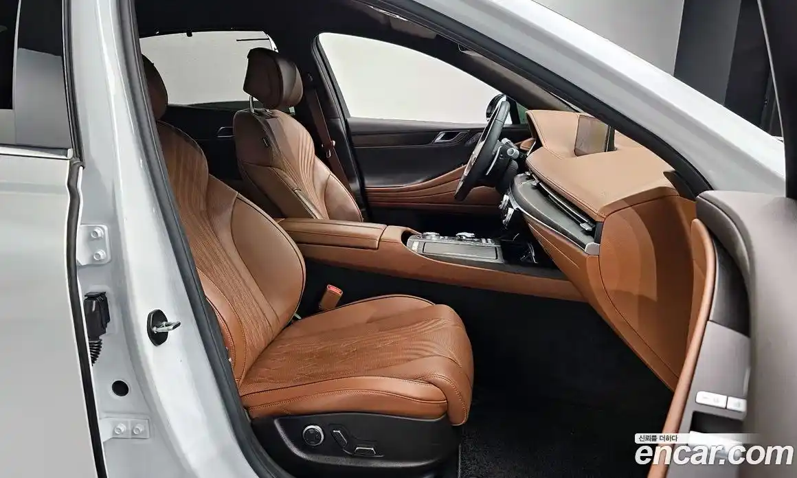 Genesis G80 2024 2.5 Автомат в Москве № 452881, фото 10