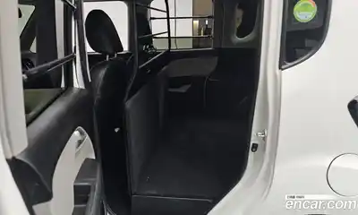 Kia Ray 2023 1.0 Автомат в Москве № 461031, миниатюра 11