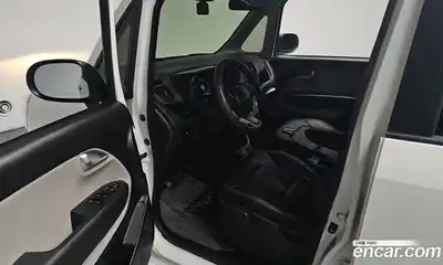 Kia Ray 2023 1.0 Автомат в Москве № 461031, миниатюра 10