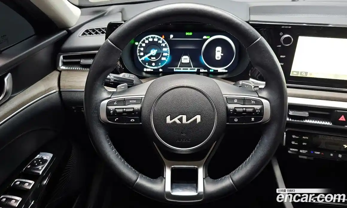 Kia K5 2023 2.0 Автомат в Москве № 461047, фото 12