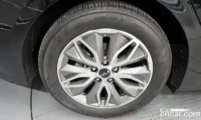 Kia K5 2023 2.0 Автомат в Москве № 461047, миниатюра 4