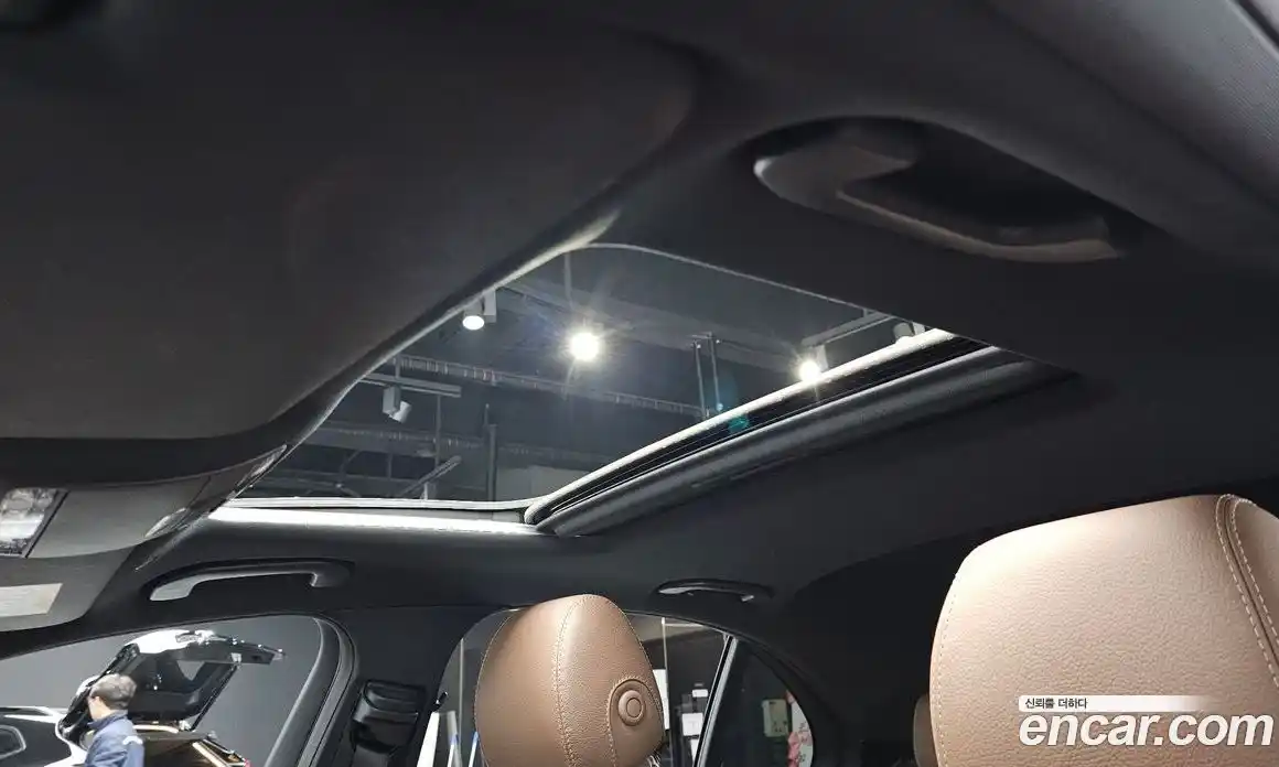 Mercedes-Benz E-Class 2021 2.0 Автомат в Москве № 466158, фото 16