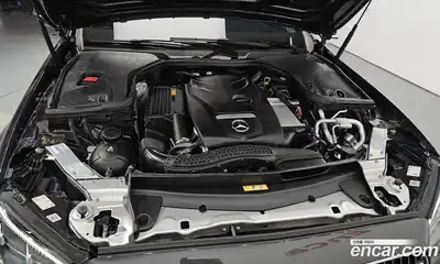 Mercedes-Benz E-Class 2021 2.0 Автомат в Москве № 466158, миниатюра 6