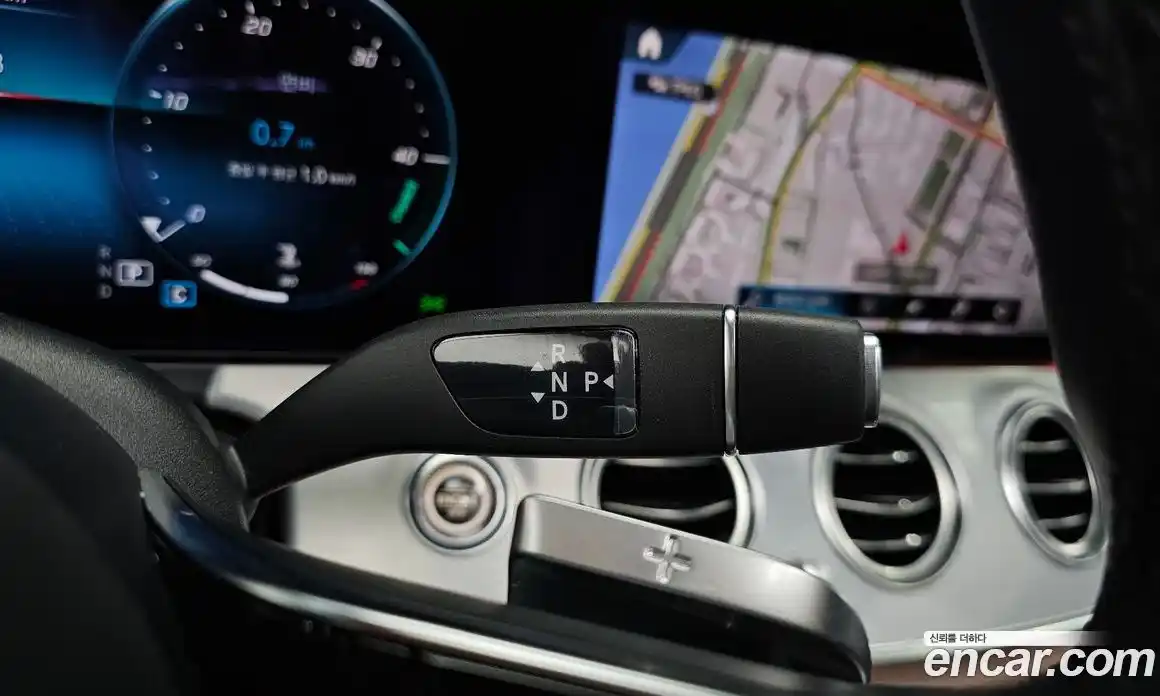 Mercedes-Benz E-Class 2021 2.0 Автомат в Москве № 466158, фото 9