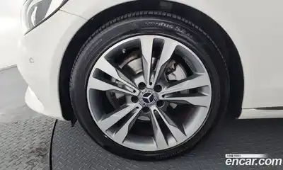 Mercedes-Benz C-Class 2018 2.0 Автомат в Москве № 466664, миниатюра 5