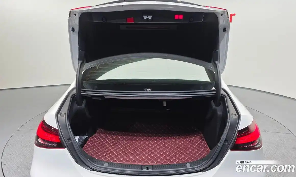 Mercedes-Benz E-Class 2021 2.0 Автомат в Москве № 467468, фото 20